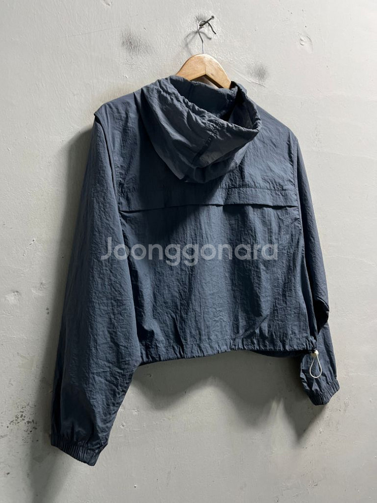 55-66 g studio 루즈핏 크롭 바람막이 자켓--4