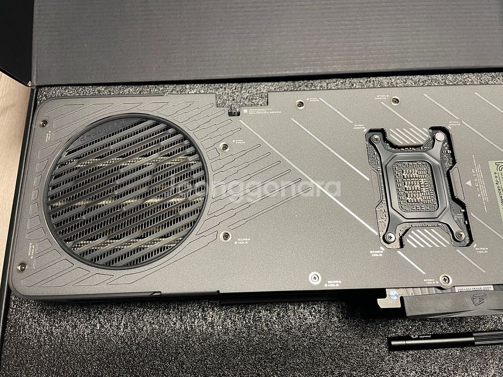컬러풀 rtx5080 어드밴스드oc 팝니다 변개장터완료--3