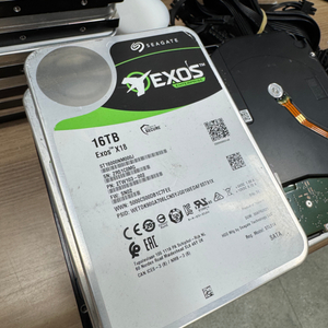 씨게이트 seagate 16TB 대용량 하드 드라이브