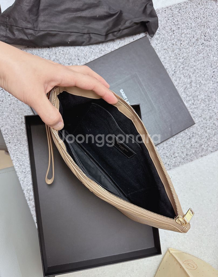 생로랑 클러치백 입생로랑 클러치백--2