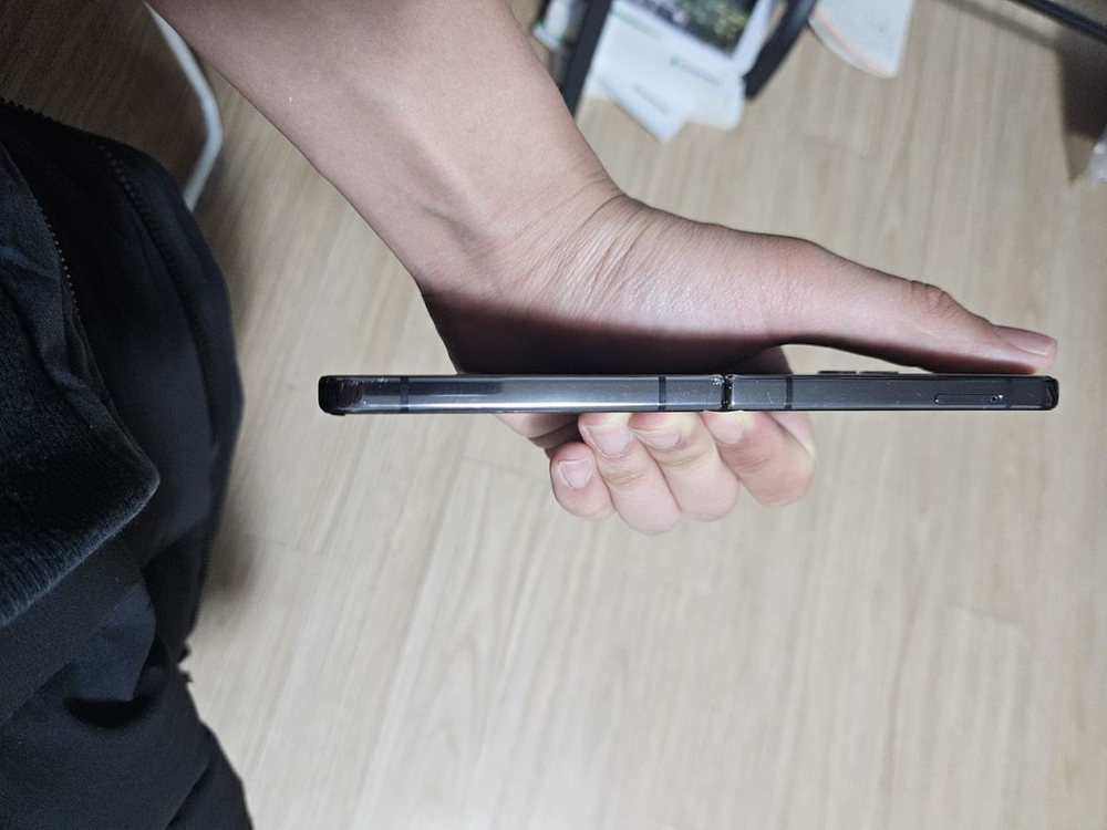 갤럭시 z플립4 그라파이트 512G--3