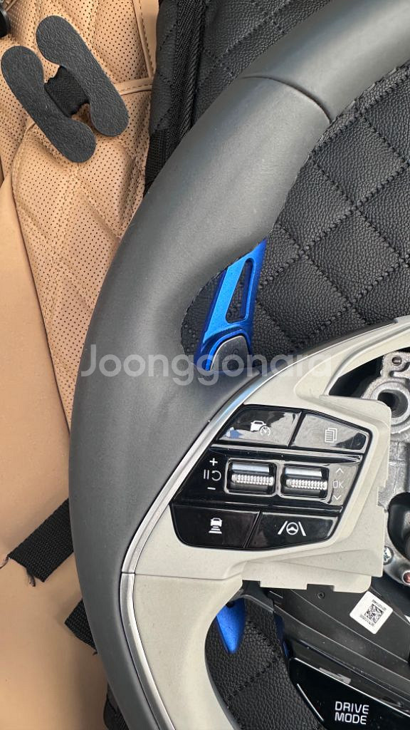 EV6 스티어링휠 상태 좋음 판매합니다--2