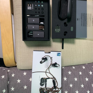 akgn5005이어폰팝니다