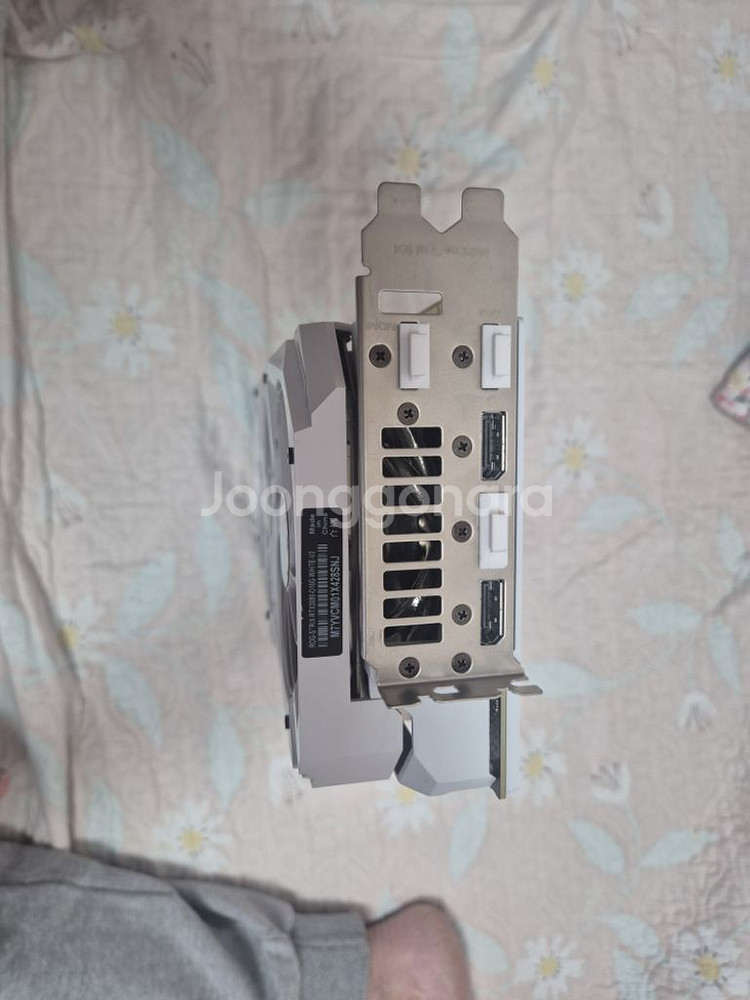 아수스 로그 화이트 rtx 3080 팝니다--3