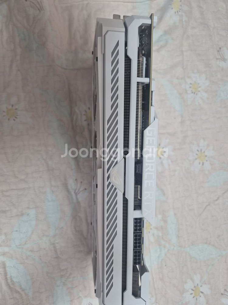 아수스 로그 화이트 rtx 3080 팝니다--2