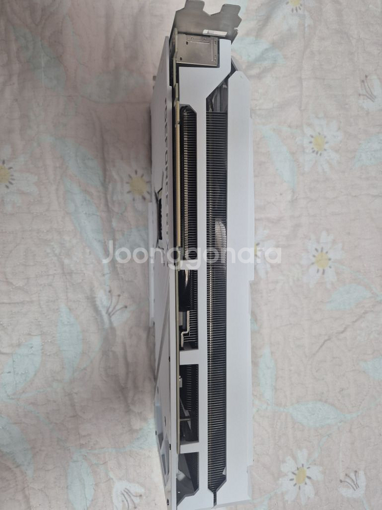 아수스 로그 화이트 rtx 3080 팝니다--1