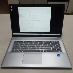 노트북 HP i3 13세대 입니다.