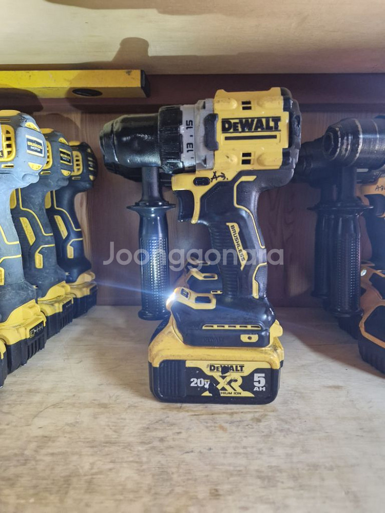 디월트충전드릴 DCD800. 3세대신형.A-3번--5