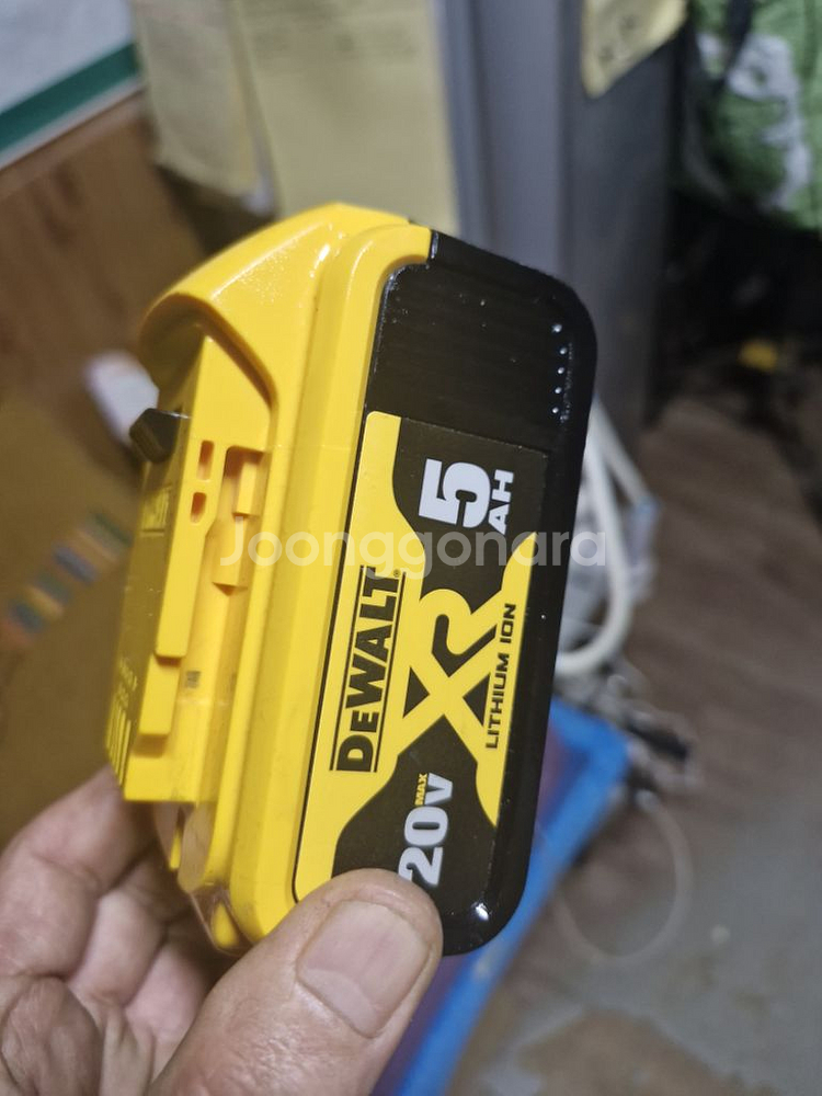 디월트배터리20V5.0AH 2개일괄 최고의배터리--4