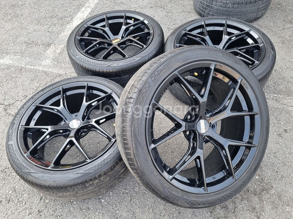 BBS Fir st 19인치 블랙유광 휠타이어 팝니다--0