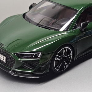 1:18 켕파이 아우디 r8 gt