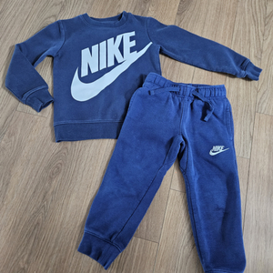 키즈 나이키 맨투맨 만 3-4살 98-104cm