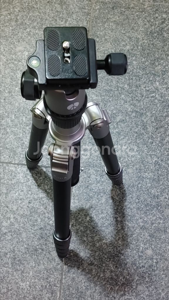 새것같은 A급 맨프로토 엘리먼트 삼각대--0