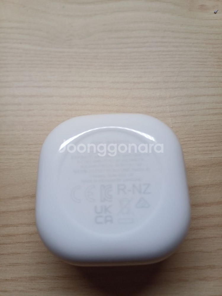 버즈 2 화이트 본체 판매합니다--1