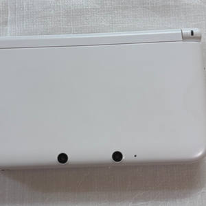 닌텐도 3DS XL 구큰다수 화이트 판매합니다