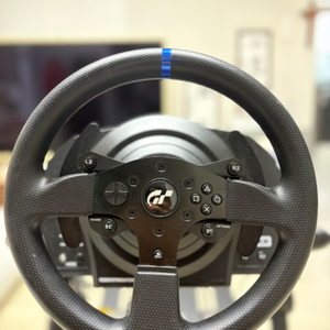 Thrustmaster T300RS GT 에디션 레이싱