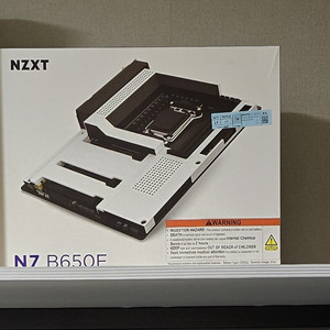 NZXT B650E 단순개봉 미사용