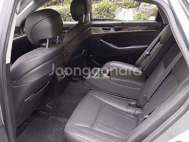 @17년 G80 3.3 GDI AWD 프리미엄 럭셔리--3