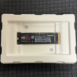 삼성 990 PRO NVMe SSD 2TB