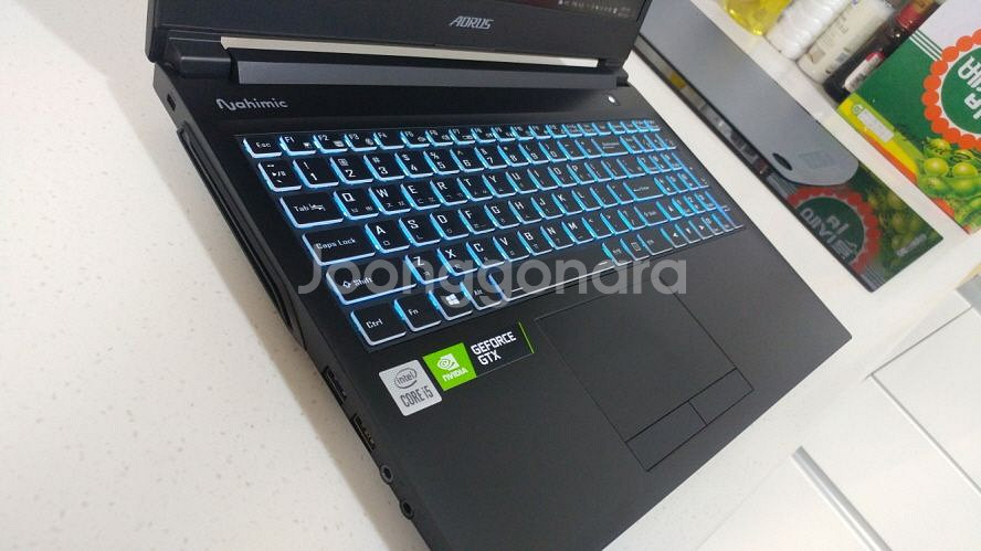 기가바이트 어로스 5 MB 게이밍 노트북/1650Ti--3
