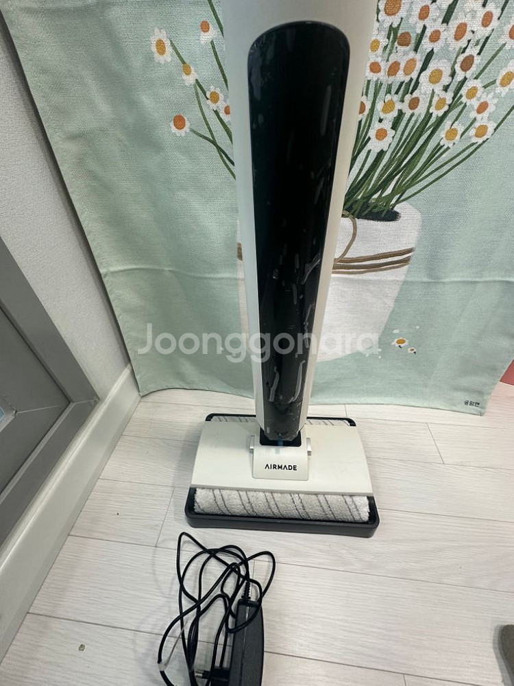 에어메이드 자동세척 무선 물걸레 청소기 AMC-2500--2