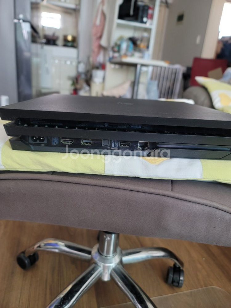 ps4 pro 7218 풀박 판매 타이틀3포함--7