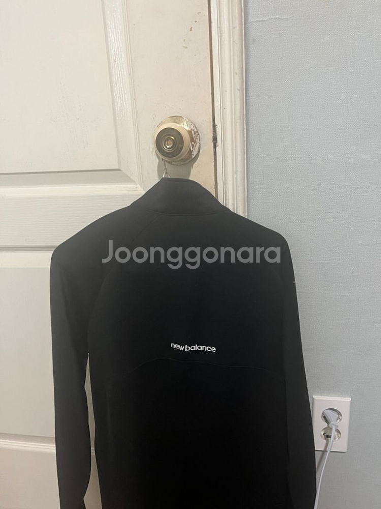 뉴발란스 집업--0