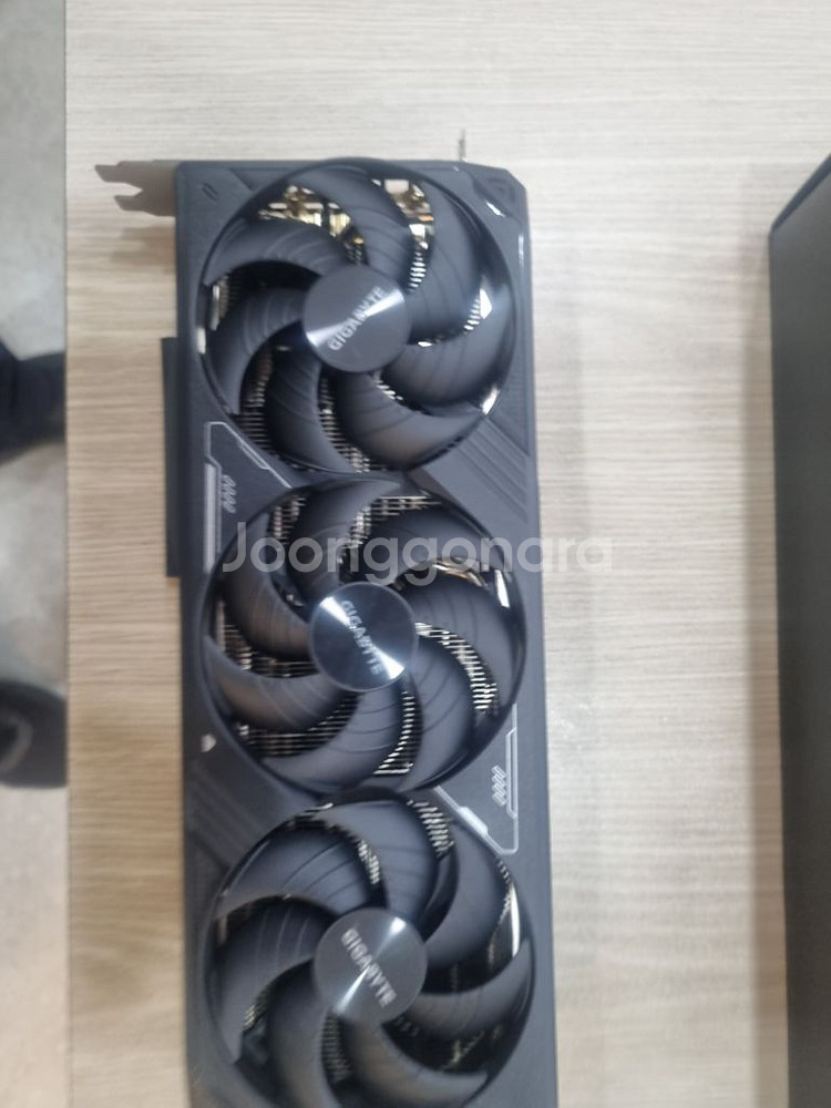 기가바이트 5070ti--0