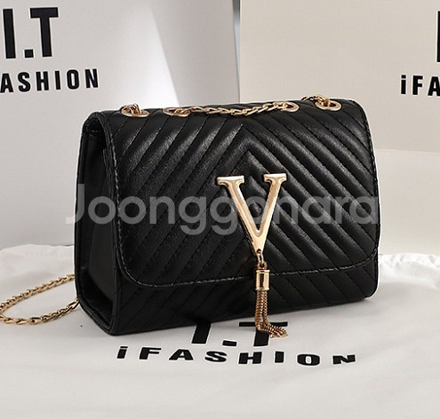 태슬 크로스백 숄더백 블랙--0