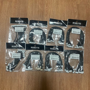 로보티즈 케이블 8개