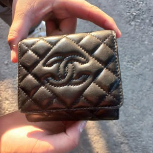 샤넬 장지갑 초초급처