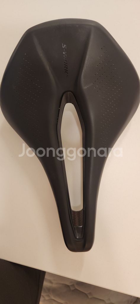 에스윅 파워카본안장(155)--0