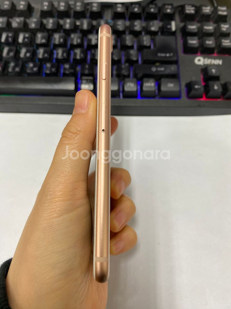 아이폰8 로즈골드 A급 256GB 배터리100%--5