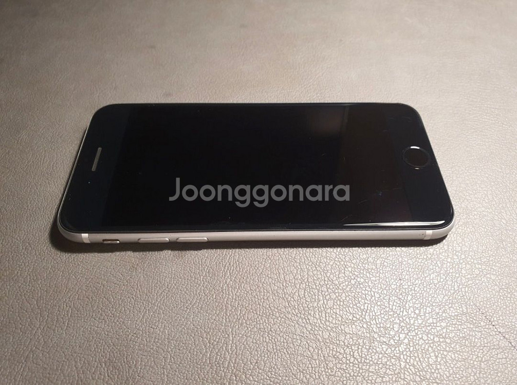 아이폰se2(64GB)--2
