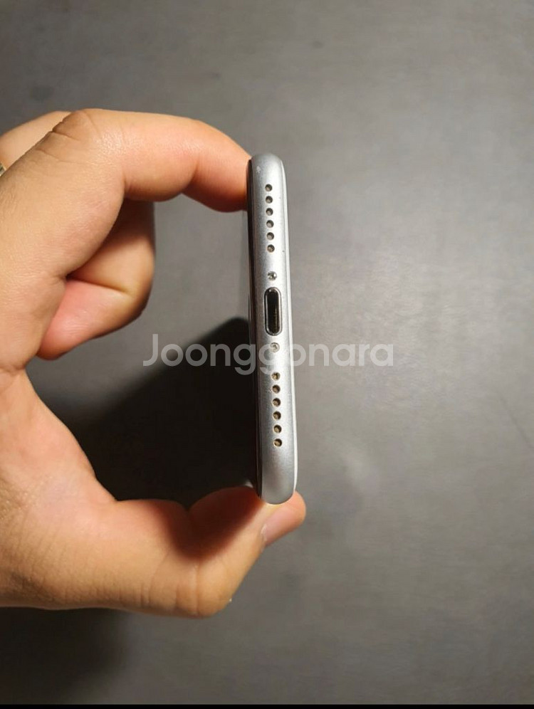 아이폰se2(64GB)--5