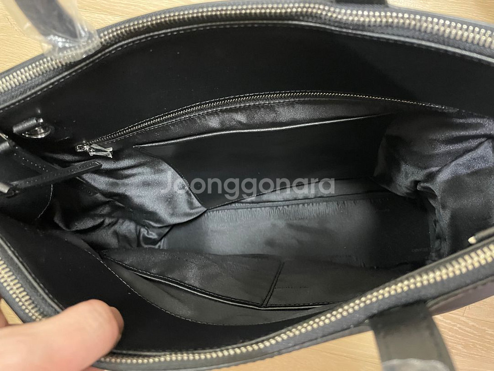 (새상품) 질스튜어트뉴욕 천연소가죽 토트백--2