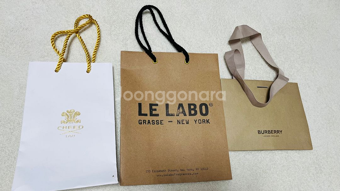 정품 향수 쇼핑백--0