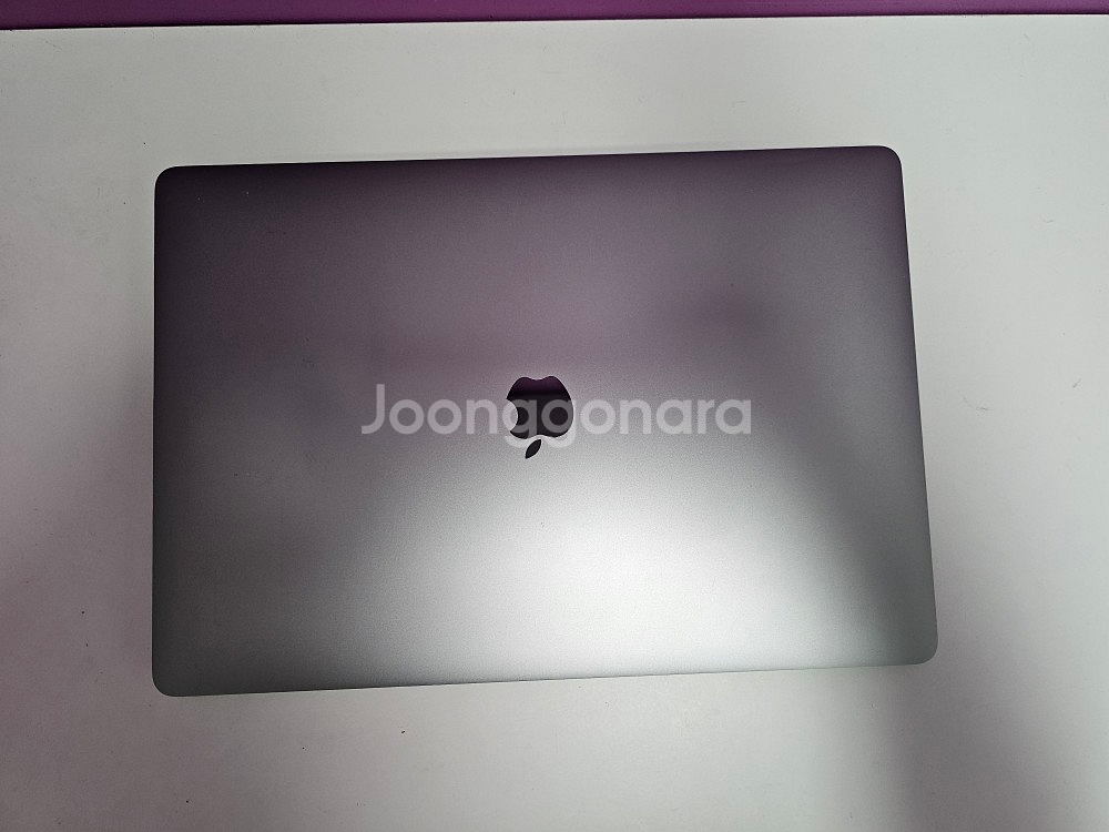 A2141/싸이클 261회/cpu i7/ 맥북 팝니다--1