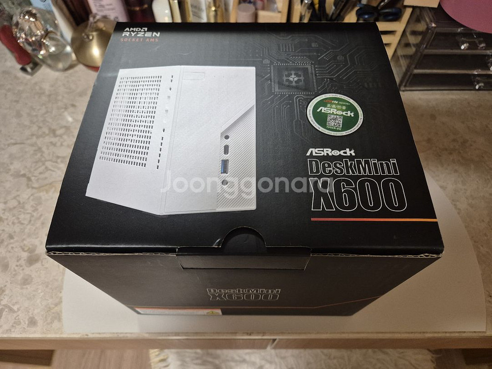 asrock 데스크미니 x600(화이트) 베어본 팝니다--1