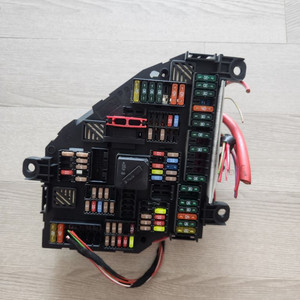 bmw f10 퓨즈박스