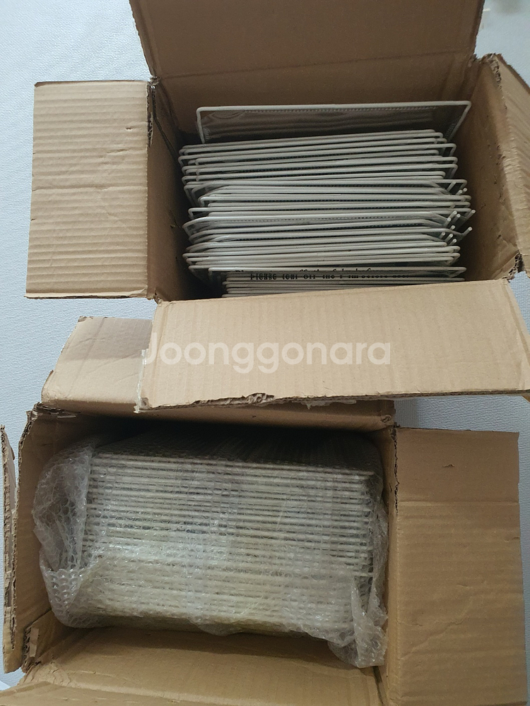 단순 박스 개봉 새상품 오토바이 헬멧 보관대 진열대--2