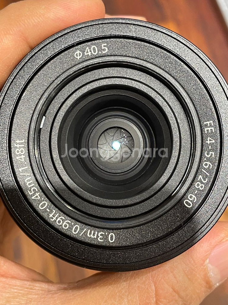 SEL2860 컴팩트한 풀프렌즈--6