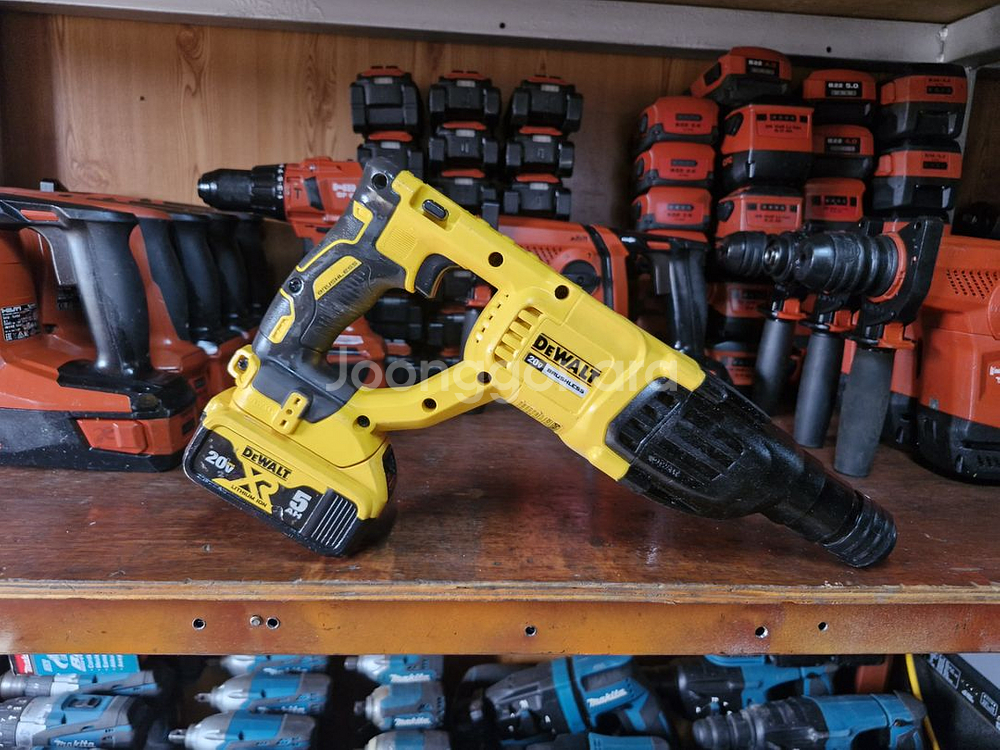 디월트충전함마드릴DCH133AVR 로타리함마드릴--3