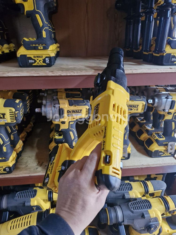 디월트충전함마드릴DCH133AVR 로타리함마드릴--6