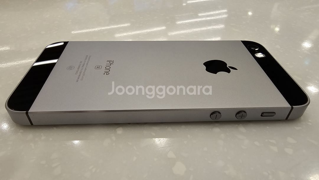 아이폰 SE1 128GB 배터리100 무음카메라 S급--5