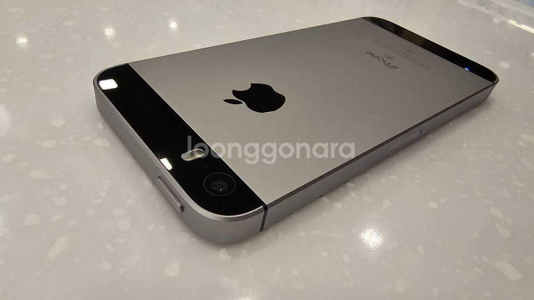 아이폰 SE1 128GB 배터리100 무음카메라 S급--4