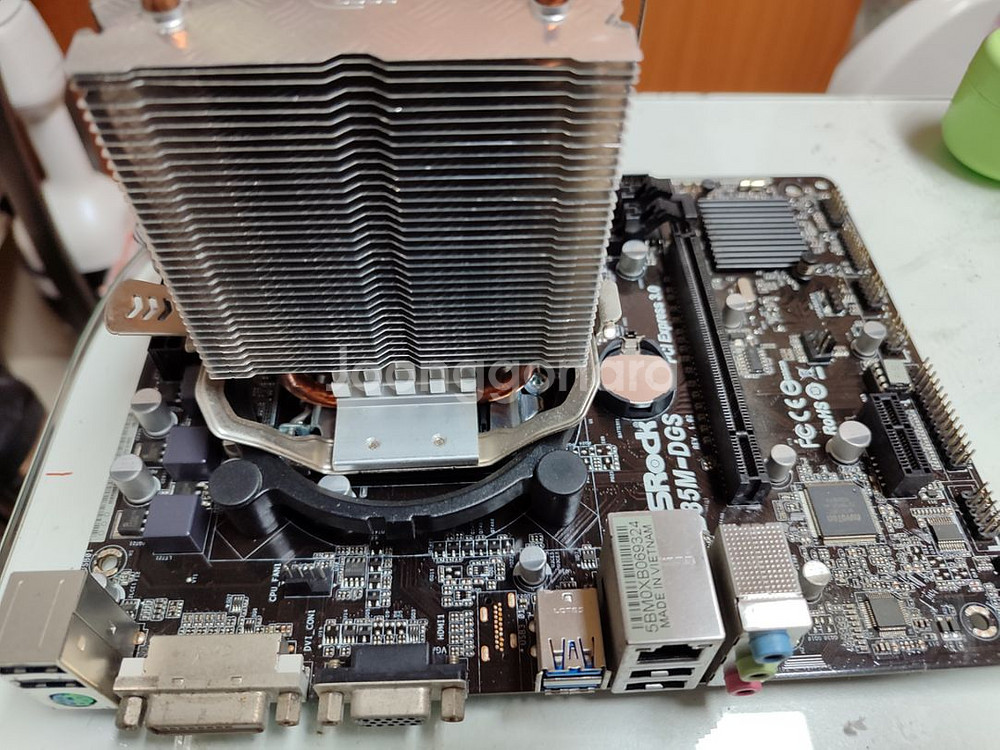 i5 4590, B85M-DGS, 라데온 HD 6850--1