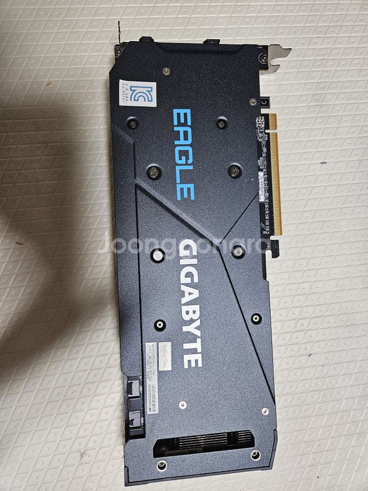 기가바이트 RX6700XT 이글 팝니다--1