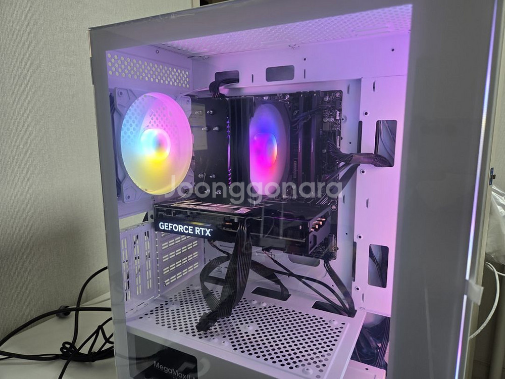 라이젠 7500F RTX4070 본체 팝니다.개인--0