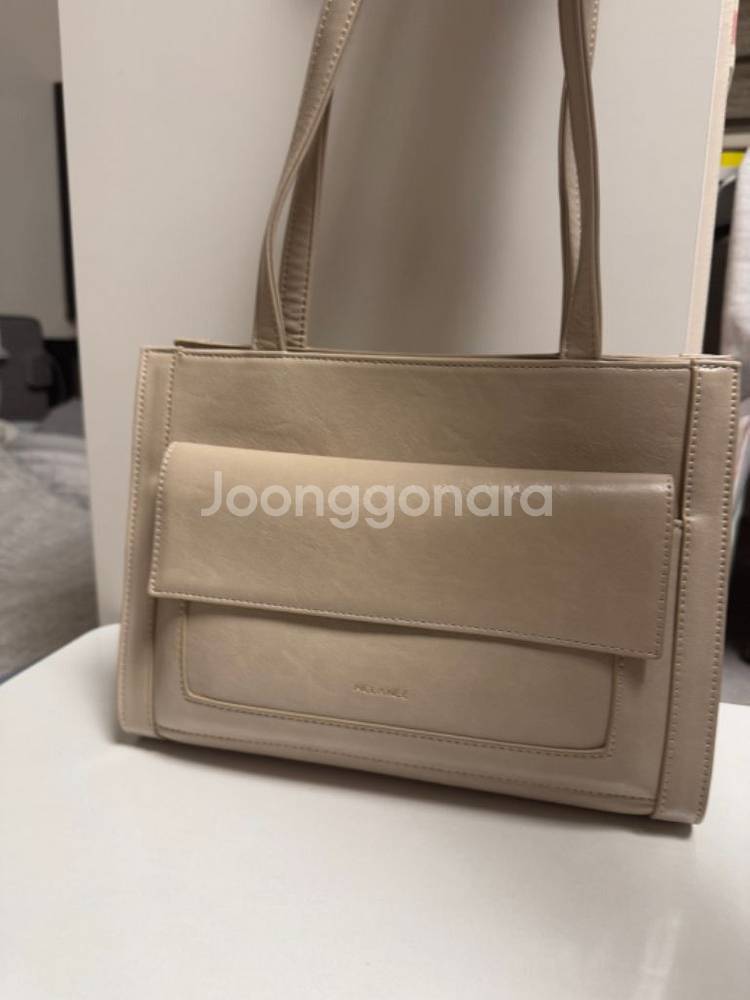 (새상품) 맥끌라니 554엘루 숄더백 라이트베이지--1